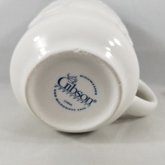 Gibson Housewares Flourish Embossed White Fruit Cup and Saucer Set - Picture 11 of 12